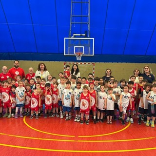 Basket e amicizia a Ventimiglia, la campionessa Martina Bestagno special guest alla festa degli Scoiattoli Basket e amicizia a Ventimiglia, la campionessa Martina Bestagno special guest alla festa degli Scoiattoli