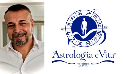 "Zodiaco sotto le stelle", a Vallebona viaggio tra le costellazioni con l'astrologo Vincenzo Laganà (Foto) "Zodiaco sotto le stelle", a Vallebona viaggio tra le costellazioni con l'astrologo Vincenzo Laganà (Foto)
