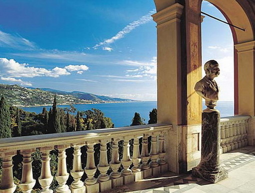 Ventimiglia: la mostra personale del maestro Elio Lentini a Villa Hanbury