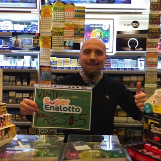 Alfredo Rinaldi della tabaccheria 'CaRina'