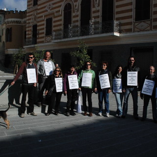 Castellaro: inaugurazione con Burlando, la protesta per la cava di 'Rocche Croaire'