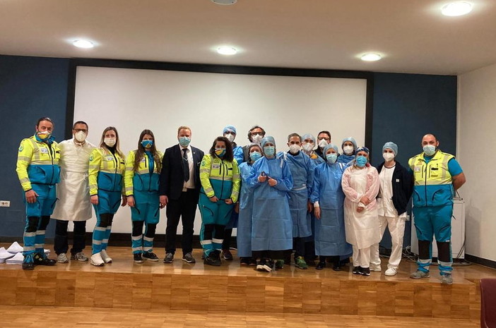 Camporosso: record di adesioni ieri al centro 'Falcone', centinaia di vaccinazioni fino a tarda notte (Foto)