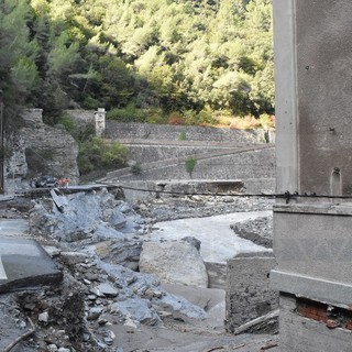 Nelle foto i lavori e la situazione alla vecchia frontiera tra Breil e Fanghetto