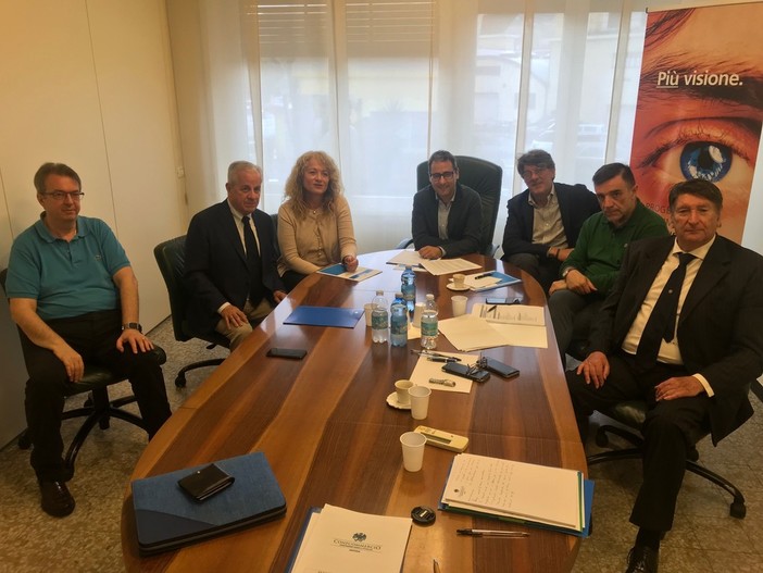 La visita di Claudio Scajola alla Confcommercio