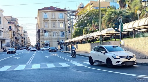Sanremo: occhio al divieto, dopo Capodanno la Rai arriva in città. Come sempre riservata la corsia di via Roma