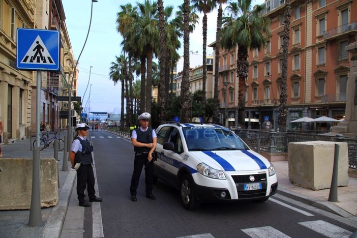 Sanremo: Capodanno blindato con via Nino Bixio chiusa al traffico e “new jersey” per bloccare le vie di accesso. Domani vertice in Prefettura