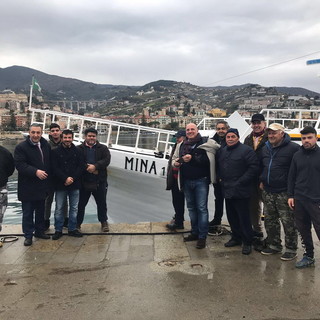 Iacobucci: "Appena al Governo ridaremo dignità ai pescatori Liguri e chiariremo ai Francesi quali sono i confini nazionali che il governo Renzi- Gentiloni ha tentato di svendere" Iacobucci: "Appena al Governo ridaremo dignità ai pescatori Liguri e chiariremo ai Francesi quali sono i confini nazionali che il governo Renzi- Gentiloni ha tentato di svendere"