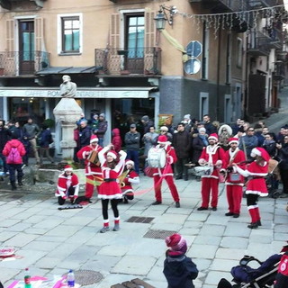 Limone Piemonte: bilancio positivo per il ‘Villaggio di Babbo Natale organizzato nel weekend dell'Immacolata (Foto) Limone Piemonte: bilancio positivo per il ‘Villaggio di Babbo Natale organizzato nel weekend dell'Immacolata (Foto)