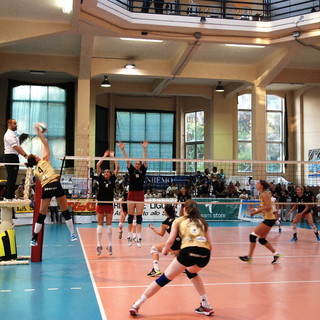 Sanremo: piove al palazzetto della Villa Ormond durante la finale di volley, la protesta di un lettore