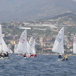Vela: a Marina degli Aregai nel fine settimana le selezioni zonali degli Optimist