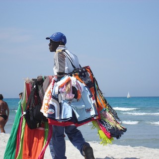 Sanremo: abusivismo sulle spiagge, incontro tra la Confartigianato e i comandanti di Polizia Municipale e Capitaneria di Porto