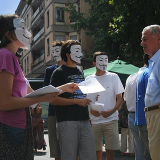 Ventimiglia: domani Alternativa Intemelia con un banchetto ed un volantinaggio in città Ventimiglia: domani Alternativa Intemelia con un banchetto ed un volantinaggio in città