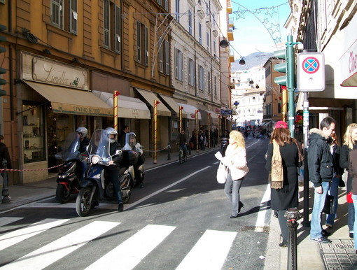 Sanremo: altre storiche boutique sono state vendute in via Feraldi Sanremo: altre storiche boutique sono state vendute in via Feraldi