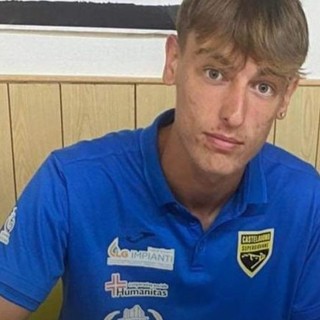 Calcio: la Sanremese si accorda con il difensore Vincenzo Mazzola, contratto fino a giugno 2025 Calcio: la Sanremese si accorda con il difensore Vincenzo Mazzola, contratto fino a giugno 2025