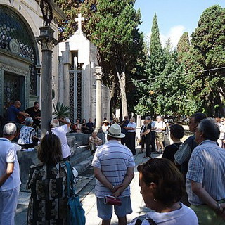 Sanremo: sabato scorso prima iniziativa del Coordinamento Associazioni per il Cimitero della Foce Sanremo: sabato scorso prima iniziativa del Coordinamento Associazioni per il Cimitero della Foce