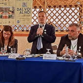 Burnout dei genitori e figli nei chatbot: lo studio che svela come l’IA diventa rifugio emotivo degli adolescenti