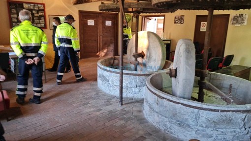 Vaccinazioni al frantoio Roccanegra, i ringraziamenti dell'amministrazione comunale di Pontedassio Vaccinazioni al frantoio Roccanegra, i ringraziamenti dell'amministrazione comunale di Pontedassio