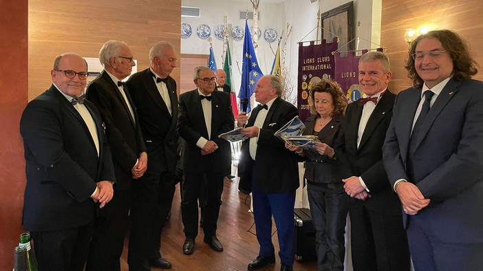 Imperia: 28° compleanno alla presenza del Governatore distrettuale per il Lions Club La Torre Imperia: 28° compleanno alla presenza del Governatore distrettuale per il Lions Club La Torre