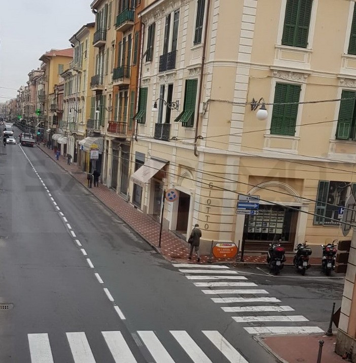 Effetto Coronavirus a Bordighera e Vallecrosia: TUTTO CHIUSO e strade deserte, #iorestoacasa (Foto) Effetto Coronavirus a Bordighera e Vallecrosia: TUTTO CHIUSO e strade deserte, #iorestoacasa (Foto)