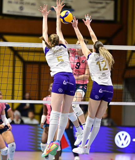 Volley: inizia il breve ritiro del Chieri in riviera, oggi a Bordighera amichevole con il Volero Volley: inizia il breve ritiro del Chieri in riviera, oggi a Bordighera amichevole con il Volero