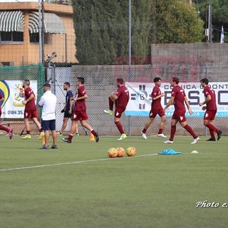 Calcio, Eccellenza. Questa sera la presentazione del Ventimiglia di mister Andrea Caverzan
