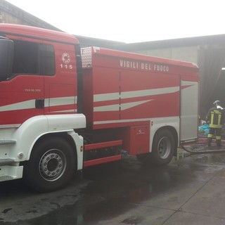 Vessalico: un casolare a fuoco questa mattina presto in regione Perinette