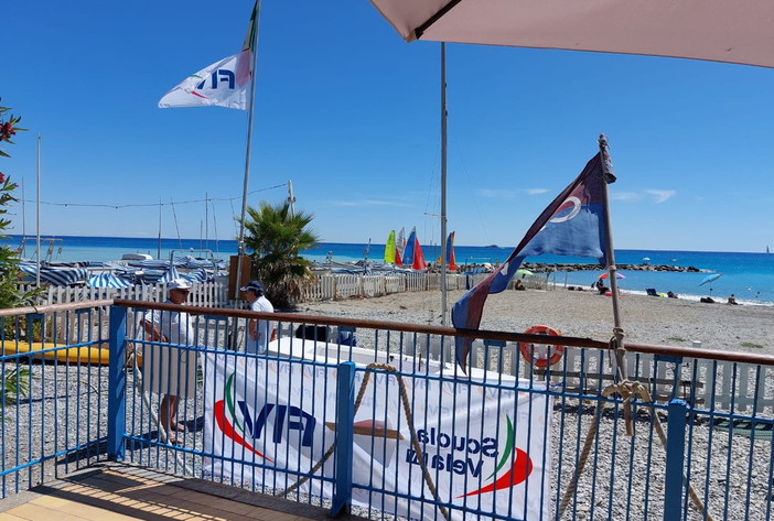 Ventimiglia: sabato scorso alla base nautica di Nervia incontro con il Circolo Velico (Foto) Ventimiglia: sabato scorso alla base nautica di Nervia incontro con il Circolo Velico (Foto)