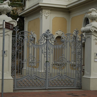 'Bordighera in Comune' raccoglie l'invito del Governo e segnala il restauro di Villa Regina Margherita