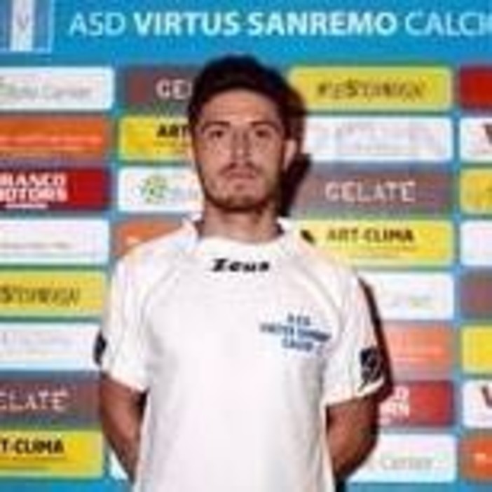 Nella foto Lorenzo Vecchiotti, attaccante e "Pinturicchio" della Virtus Sanremo Nella foto Lorenzo Vecchiotti, attaccante e "Pinturicchio" della Virtus Sanremo