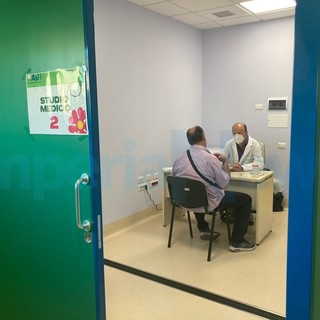 Coronavirus: 'Open day' e terza dose di vaccino per soggetti fragili anche in Asl 1, ecco le informazioni per chi vorrà farlo Coronavirus: 'Open day' e terza dose di vaccino per soggetti fragili anche in Asl 1, ecco le informazioni per chi vorrà farlo