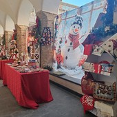 Bancarelle, specialità Deco e spettacoli: weekend di festa al Villaggio di Natale a Ventimiglia (Foto) Bancarelle, specialità Deco e spettacoli: weekend di festa al Villaggio di Natale a Ventimiglia (Foto)