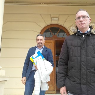 Pontedassio: scontro sul contratto proposto ai lavoratori dalla ditta di smaltimento rifiuti. Infruttuoso l'incontro in Prefettura, i sindacati pronti allo sciopero (video)