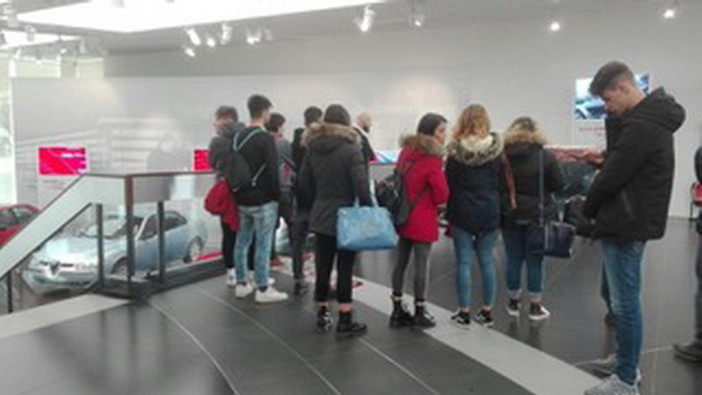 Gli alunni dei corsi Afm e Turismo del Fermi di Ventimiglia all’Alfa Romeo per l’alternanza scuola lavoro