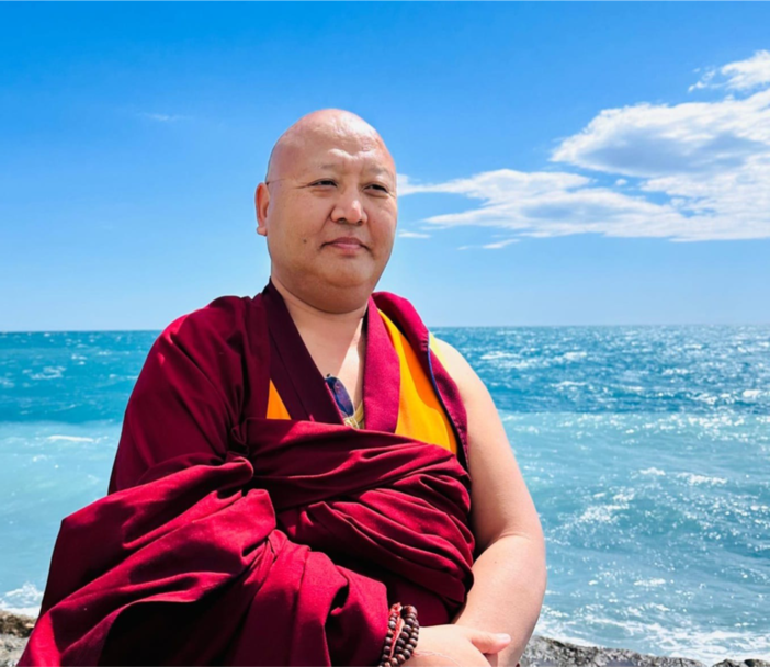 Lama Othok Rinpoche a Ospedaletti: un viaggio nel Buddismo Tibetano