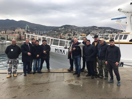 Iacobucci: "Appena al Governo ridaremo dignità ai pescatori Liguri e chiariremo ai Francesi quali sono i confini nazionali che il governo Renzi- Gentiloni ha tentato di svendere" Iacobucci: "Appena al Governo ridaremo dignità ai pescatori Liguri e chiariremo ai Francesi quali sono i confini nazionali che il governo Renzi- Gentiloni ha tentato di svendere"