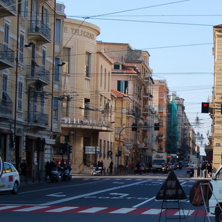 Sanremo: rivoluzione viaria in via Roma, un restyling che farà scorrere meglio il traffico Sanremo: rivoluzione viaria in via Roma, un restyling che farà scorrere meglio il traffico