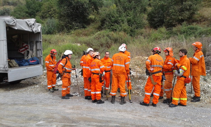 Conclusa la prima fase dei corsi per la formazione di Operatori Volontari di Protezione Civile e Antincendio Boschivo
