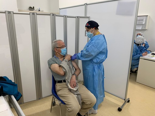 Coronavirus: presidente Toti “Oltre 1000 vaccini eseguiti in due giorni nel ventimigliese ad aprile 30mila dosi a settimana”