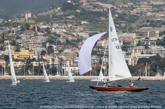 Vela: da domani a sabato prossimo la seconda edizione del 'Wooden Dragon World Cup' organizzata dallo Yacht Club Sanremo Vela: da domani a sabato prossimo la seconda edizione del 'Wooden Dragon World Cup' organizzata dallo Yacht Club Sanremo