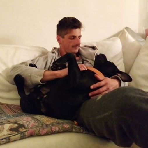 Dolceacqua: kafkiana vicenda per un cane comprato 4 anni fa, la denuncia del proprietario sui social (Foto)