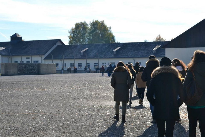 E' iniziato oggi il 15° 'Viaggio della Memoria' al quale partecipano gli alunni del 'Liceo Aprosio' di Ventimiglia (Foto)