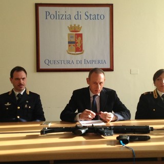 Imperia: trentenne maltrattava i famigliari da 8 anni, arrestato dalla Squadra Mobile. L'appello del vice Questore: "Denunciate le violenze"