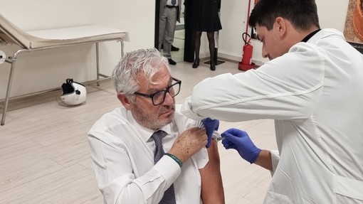 Vaccinazione antinfluenzale, da oggi al via con le prenotazioni Vaccinazione antinfluenzale, da oggi al via con le prenotazioni
