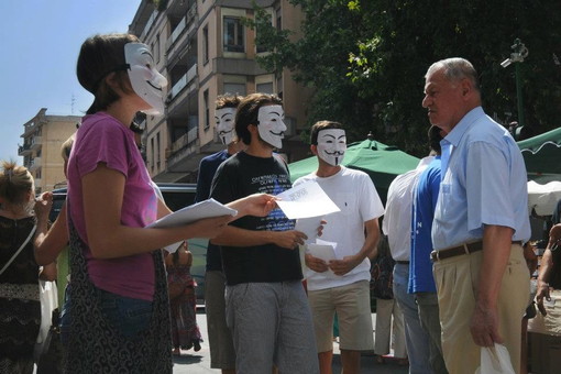 Ventimiglia: domani Alternativa Intemelia con un banchetto ed un volantinaggio in città Ventimiglia: domani Alternativa Intemelia con un banchetto ed un volantinaggio in città