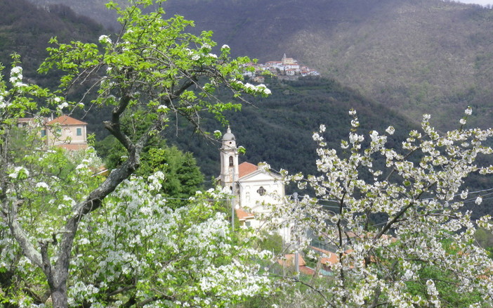 Imperia: martedì prossimo una suggestiva escursione crepuscolare in Val Prino Imperia: martedì prossimo una suggestiva escursione crepuscolare in Val Prino