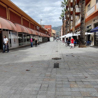 Ventimiglia: serie di eventi collaterali sabato prossimo al mercatino dell'artigianato di via Aprosio