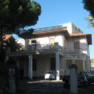 Imperia: "Nessun vincolo su villa Carpeneto", il Comune la inserisce nel piano delle alienazioni immobiliari"