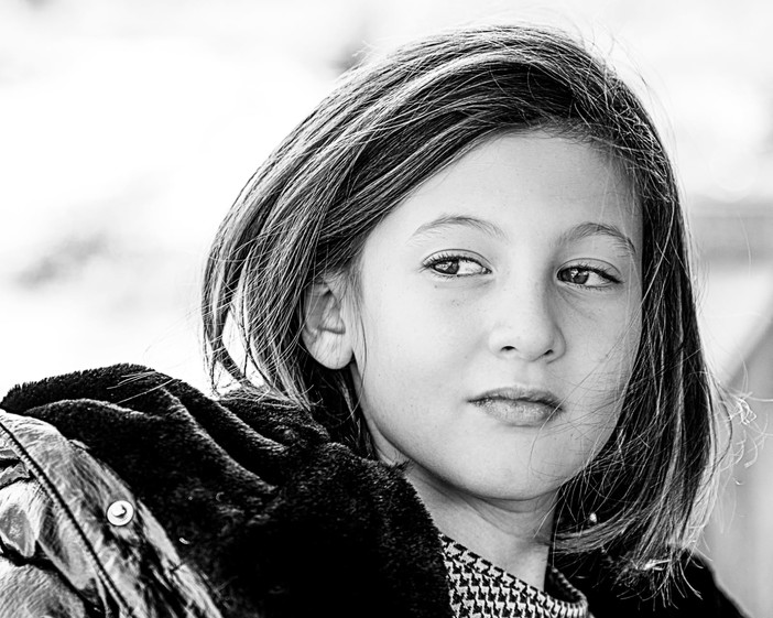 Viola, giovane cantautrice di Sanremo, presenta 'Miluna', il suo primo singolo a soli 8 anni Viola, giovane cantautrice di Sanremo, presenta 'Miluna', il suo primo singolo a soli 8 anni