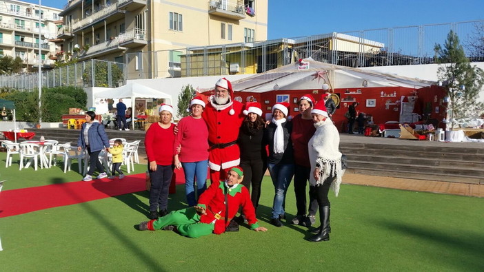 Sanremo: grande successo ieri per il 'Villaggio di Natale' organizzato dal circolo Acli di Poggio Sanremo: grande successo ieri per il 'Villaggio di Natale' organizzato dal circolo Acli di Poggio