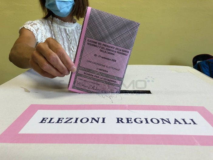 Election Day e Covid, difficoltà di voto per le persone in isolamento a Ventimiglia, la replica dell'ASL Election Day e Covid, difficoltà di voto per le persone in isolamento a Ventimiglia, la replica dell'ASL